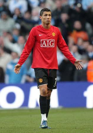 官方：阿尔及利亚中场奥亚尔受伤无缘非洲杯，阿卜戴利入替（阿尔及利亚官方：奥亚尔伤缺非洲杯，阿卜戴利递补入选）