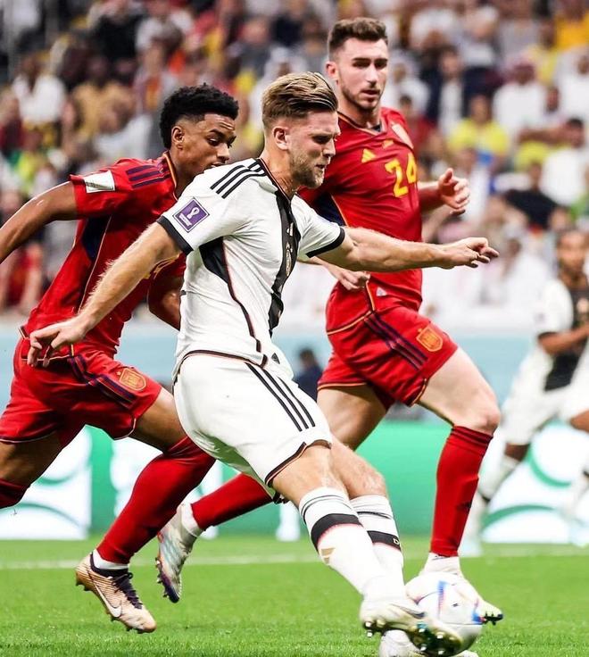 足球国足将派出强阵出战下一场赛事