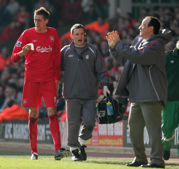 篮球篮网更新战术板，全队轮转更灵活