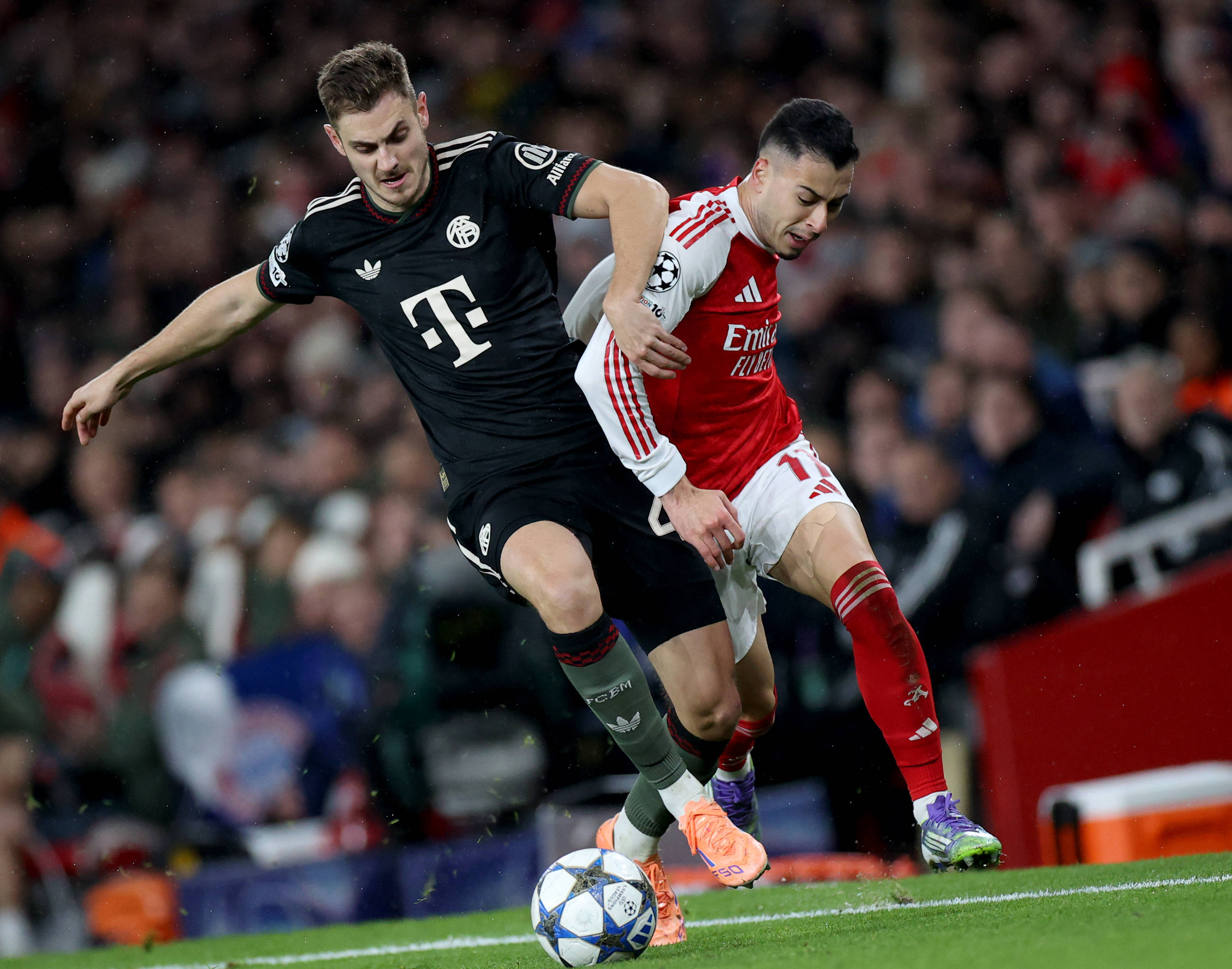 诺伊尔谈续约：取决于我的身体状态，明年3月我会认真考虑