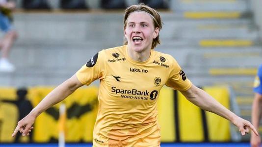 官方：赵博和王国明共同当选中超9／10月最佳守门员