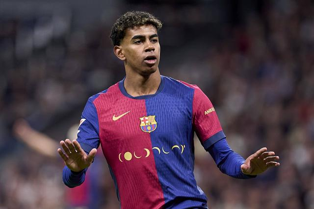 字母哥复出空砍30+15，库兹马20分，雄鹿不敌尼克斯