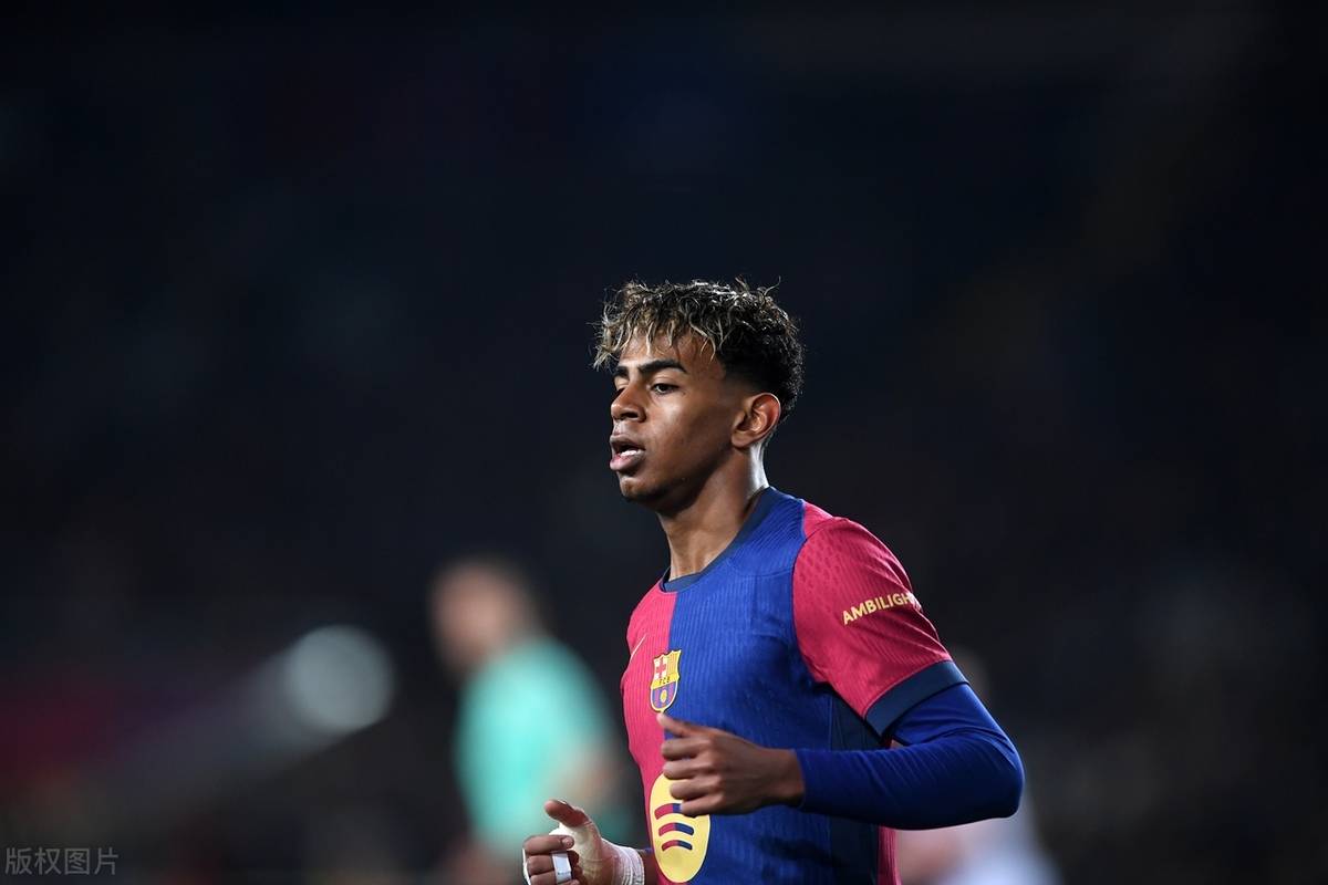 挪威足协官方：与国家队主帅索尔巴肯续约至2028年欧洲杯后（挪威足协官宣与国家队主帅索尔巴肯续约，合同至2028年欧洲杯后）