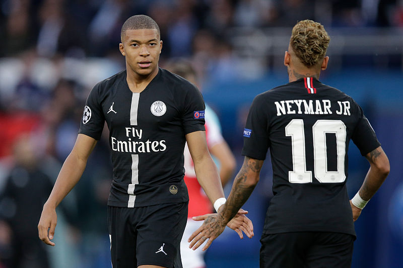 舍甫琴科：AC米兰本赛季有能力问鼎意甲，莱奥还有提升空间