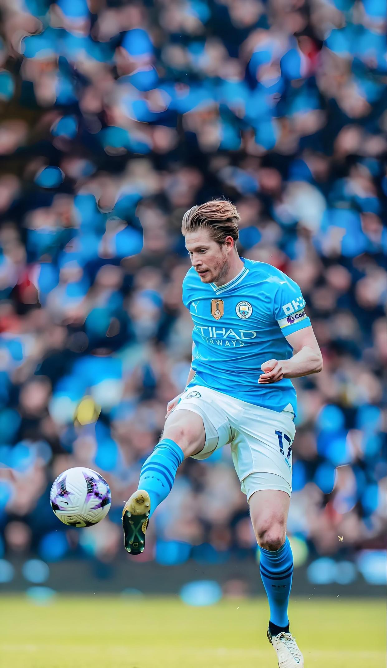 英超榜首再度易主，冠军争夺进入白热化