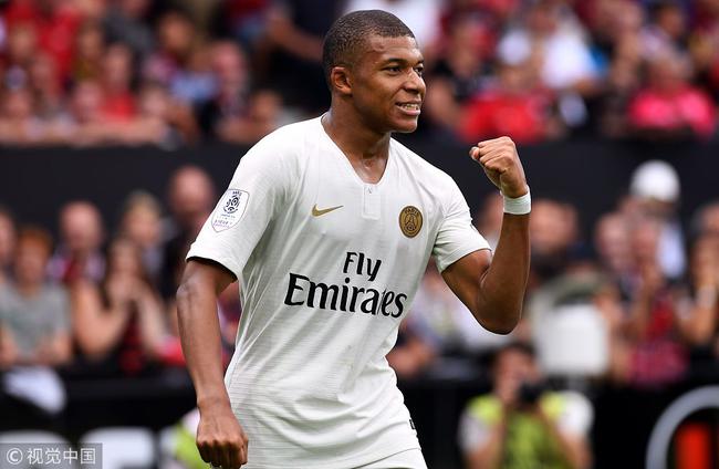 环足奖年度最佳中场候选：维尔茨、若昂-内维斯、佩德里在列