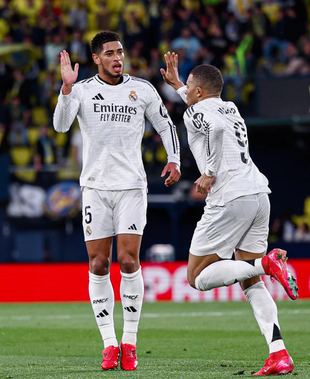 西媒：阿隆索拒绝为维尼提供保护，似在还击后者对他的不敬（西媒：阿隆索拒为维尼出头，被解读为对其不敬的回应）