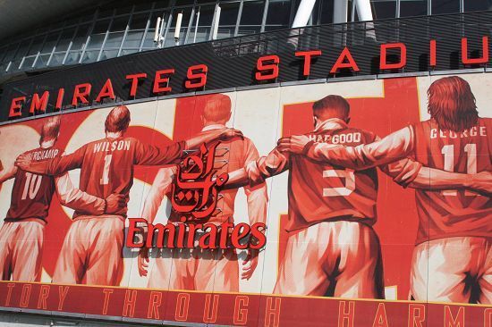 足球曝五大联赛将压缩联赛时间（曝五大联赛拟缩短赛程）