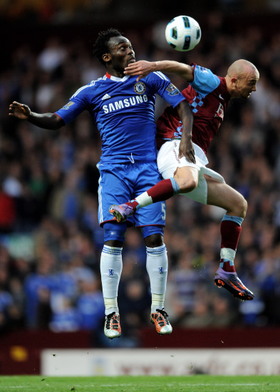 海港亚冠终零封！破2394天魔咒，陈威11次神扑，对手两中门柱（海港亚冠迎来零封之夜！2394天噩梦终结，陈威11扑封神，对手两次中框）