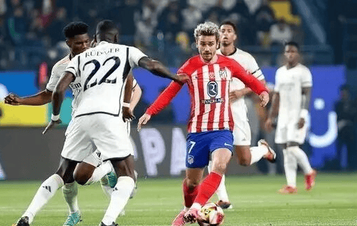 乔纳森-戴维：我可以踢任何位置；一直在训练后进行加练